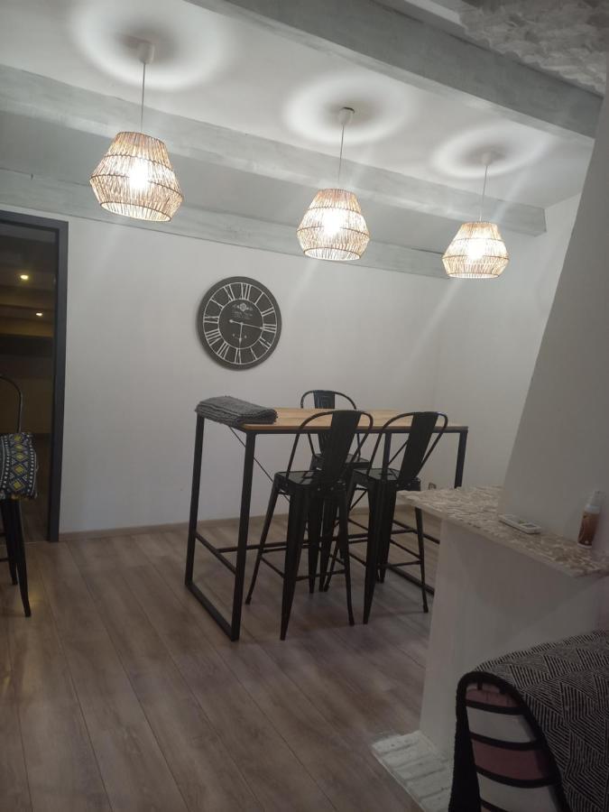 Afa Butrone Sarrola Apartment Bagian luar foto
